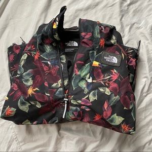 NORTH FACE SKI JACKET
